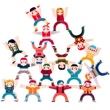 Torre Hércules – muñecos de equilibrio