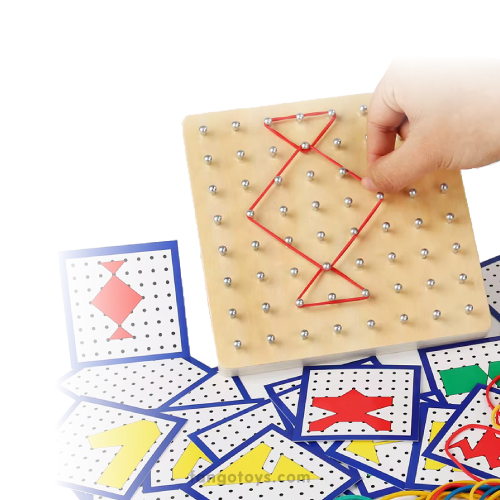 Geoplano de madera con ligas