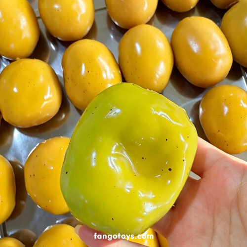 mango-squishy-crujiente-squeezy-2-fangotoys