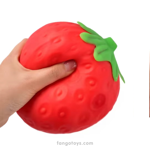strawberry-squishy-jumbo-3-fangotoys